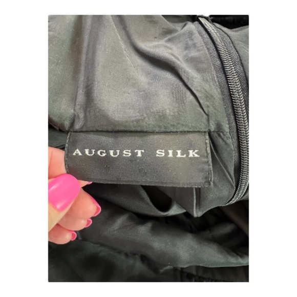 ✨ EUC AUGUST SILK Black Sleeveless V-Neck Dress | Women’s Sz 6 - Picture 9 of 10